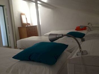 Tag Hostel ลากอส ภายนอก รูปภาพ